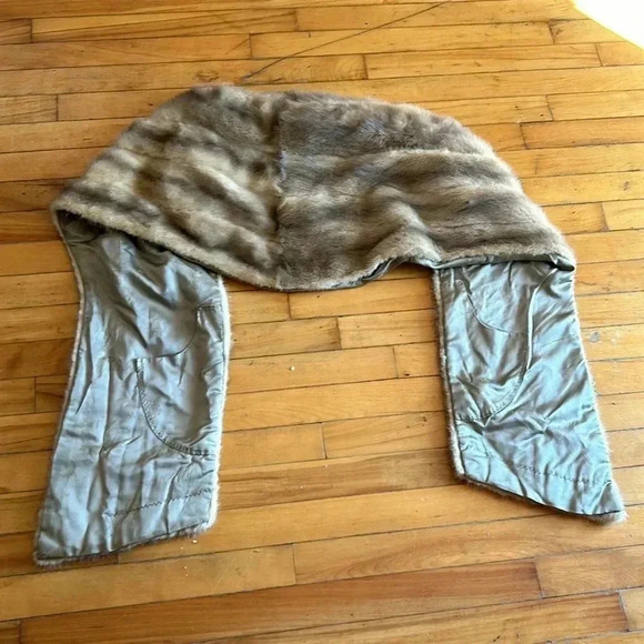 70 inches  mink stole - Picture 4 of 4